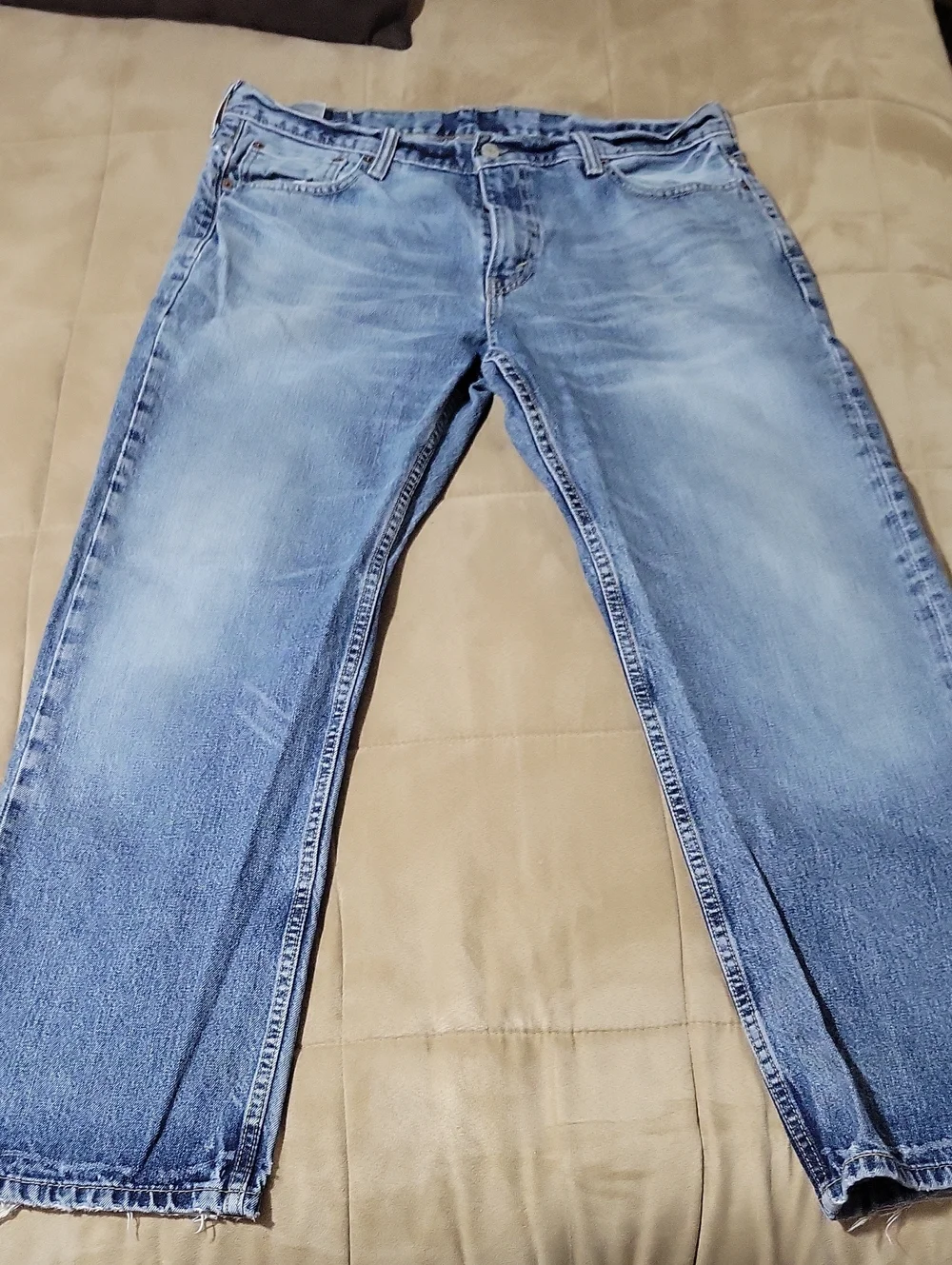 Levi's Light Blue Straight Jeans - Classic Men's Denim